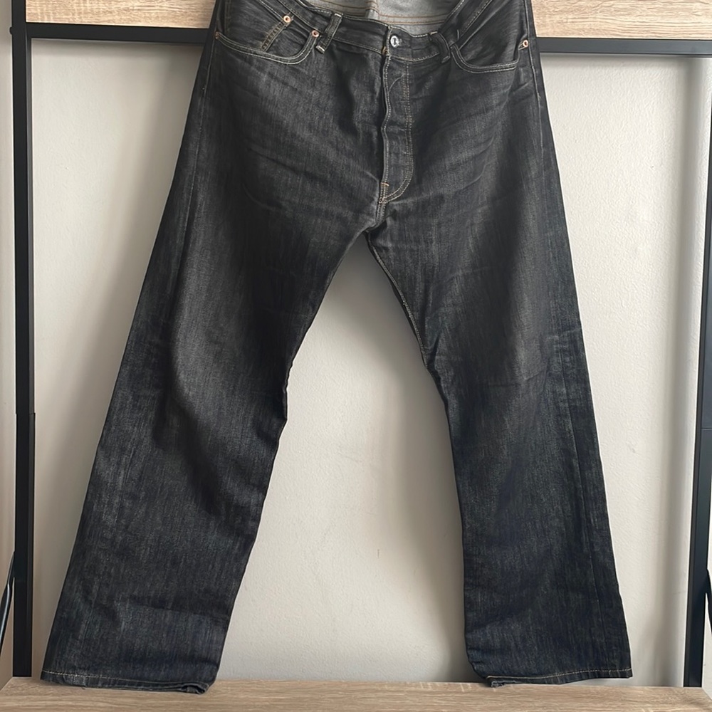 Men’s Levi 501 Button Fly Jeans